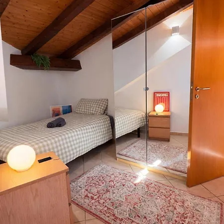 Rooftop Penthouse 3br Sleeps 6 Historic