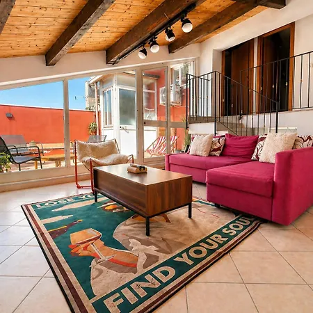 Rooftop Penthouse 3br Sleeps 6 Historic アパート