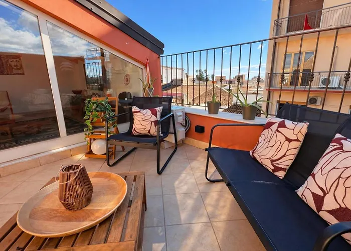 Design Penthouse In Centre Κατάνια