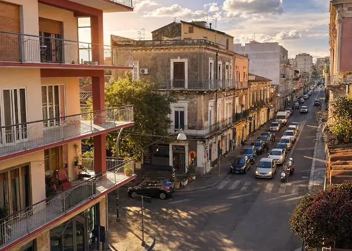 Design Penthouse In Centre Διαμέρισμα Κατάνια