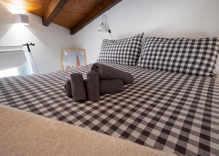 Design Penthouse In Centre Διαμέρισμα Κατάνια